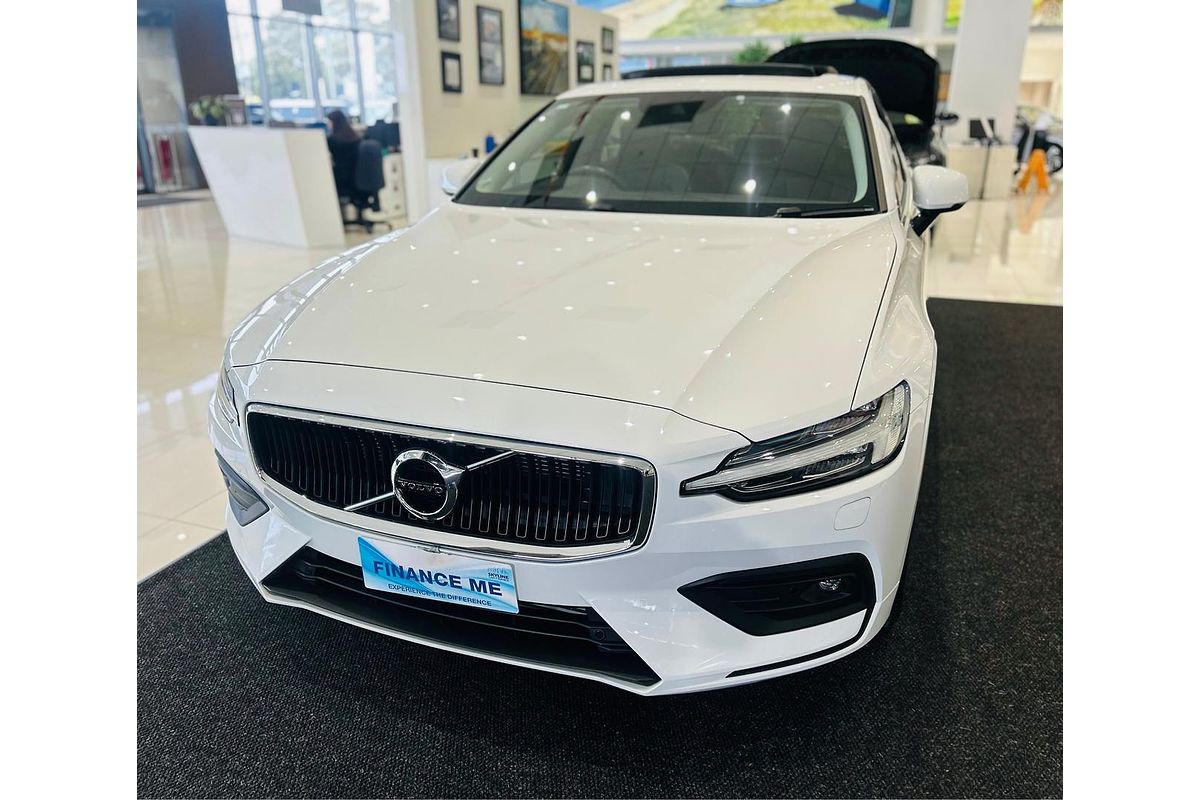 2019 Volvo S60 T5 Momentum