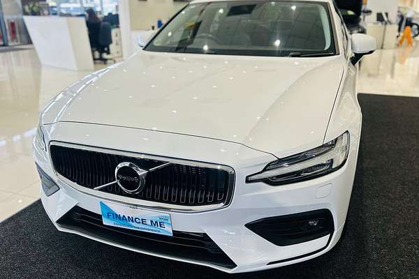 2019 Volvo S60 T5 Momentum