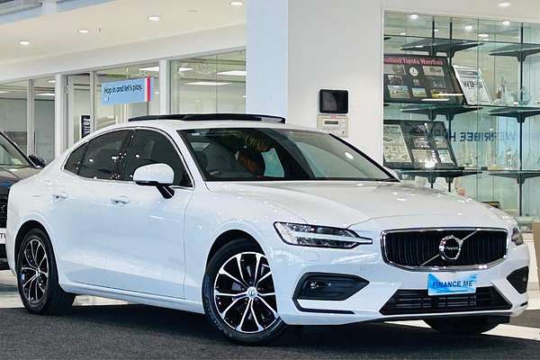 2019 Volvo S60 T5 Momentum