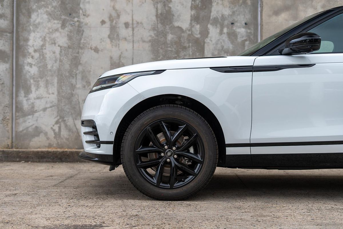 2024 Land Rover Range Rover Velar P250 Dynamic SE L560