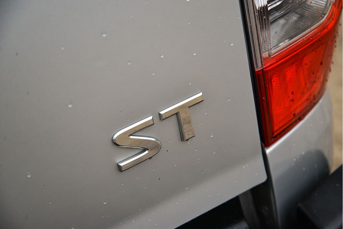 2018 Nissan Navara ST D23 Series 3 4X4
