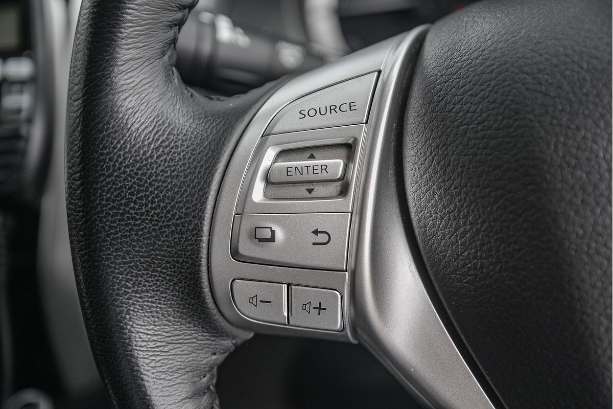 2018 Nissan Navara ST D23 Series 3 4X4