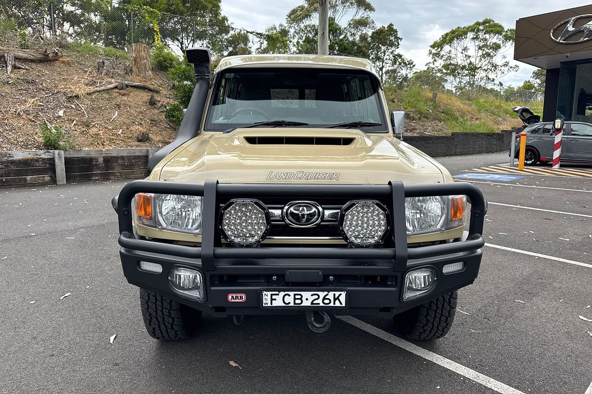 2023 Toyota Landcruiser GXL Troopcarrier VDJ78R