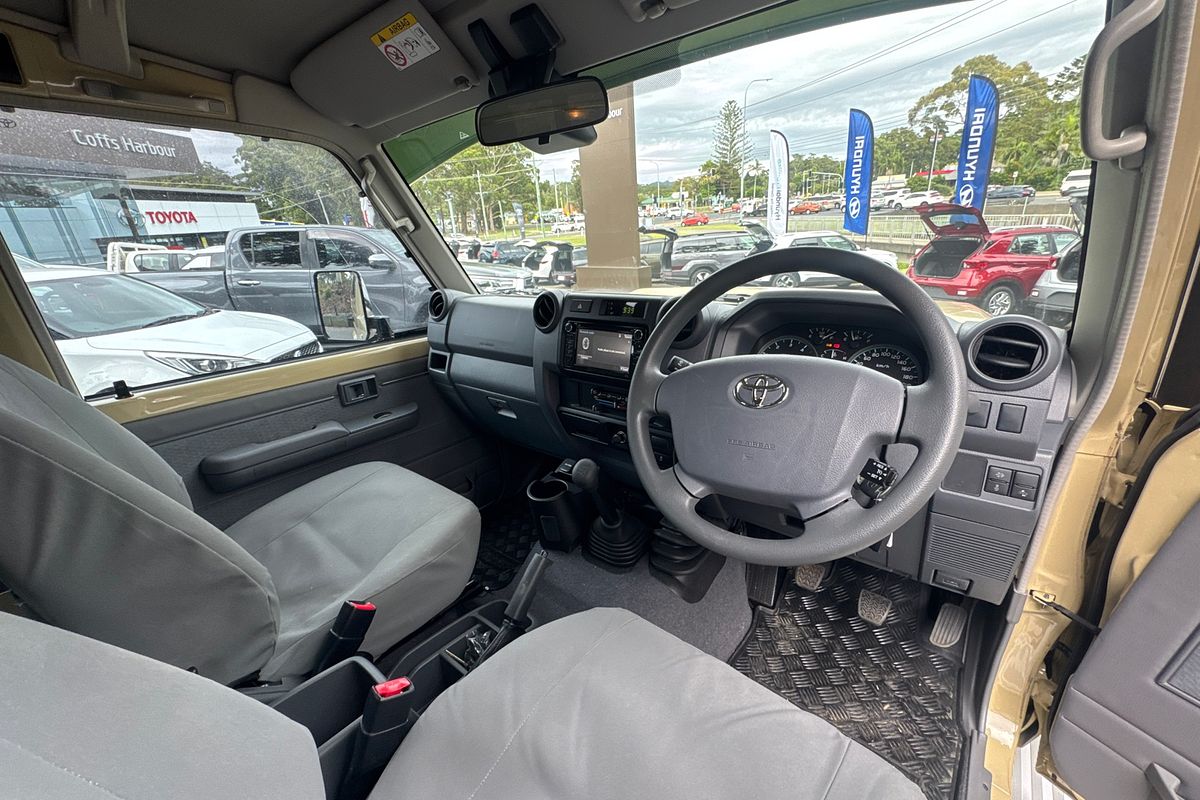 2023 Toyota Landcruiser GXL Troopcarrier VDJ78R