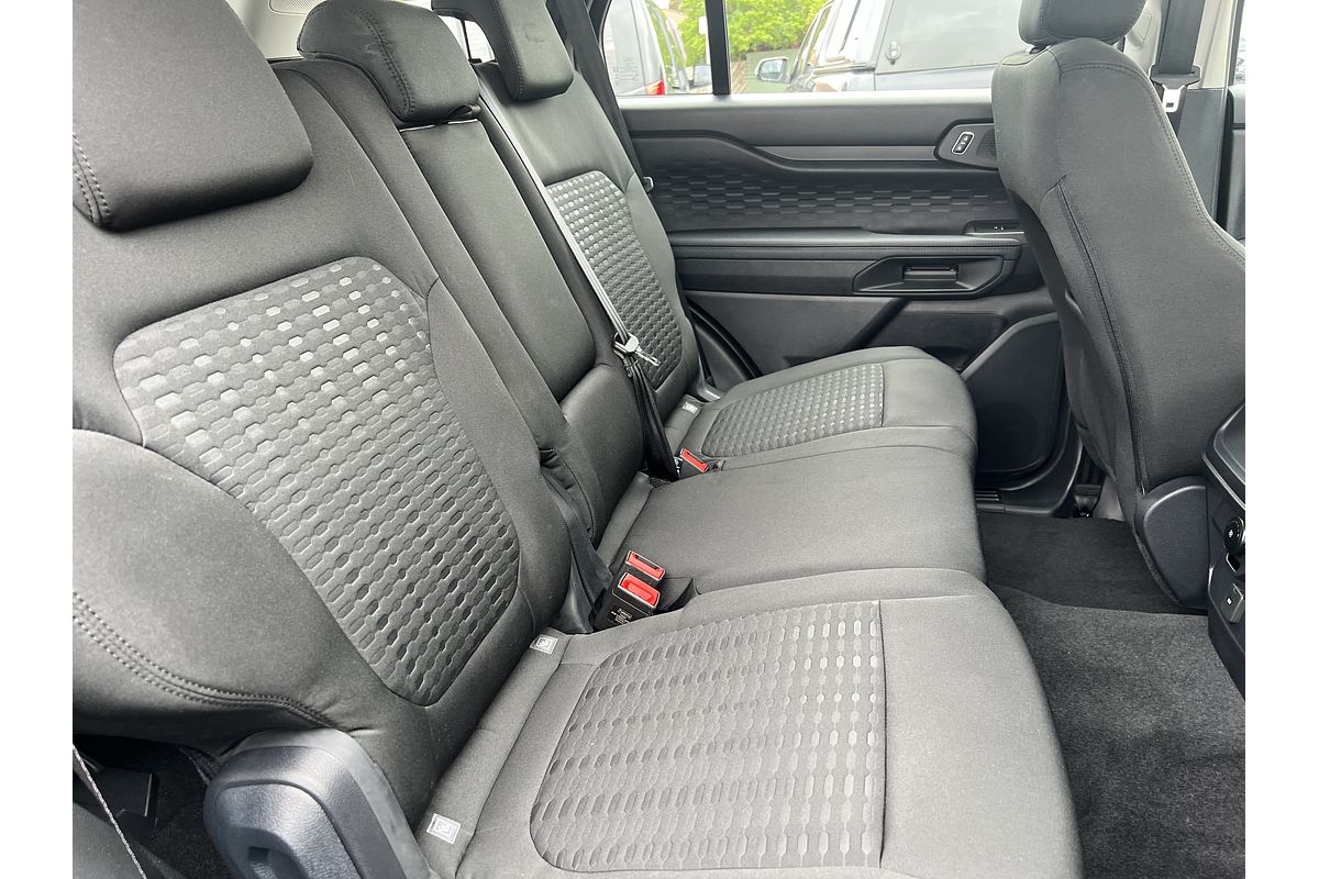 2024 Ford Everest Ambiente