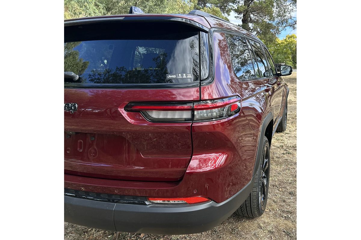2023 Jeep Grand Cherokee Night Eagle WL