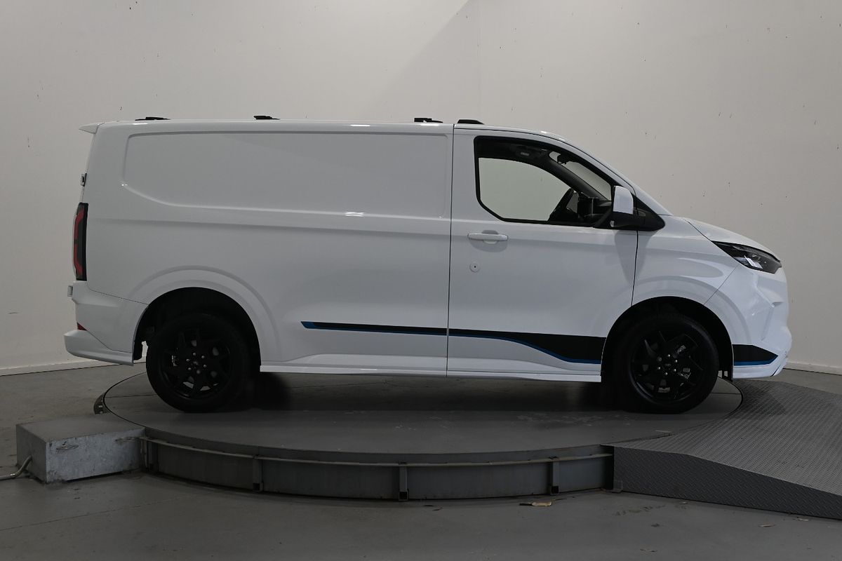 2024 Ford Transit Custom Sport SWB AV SWB
