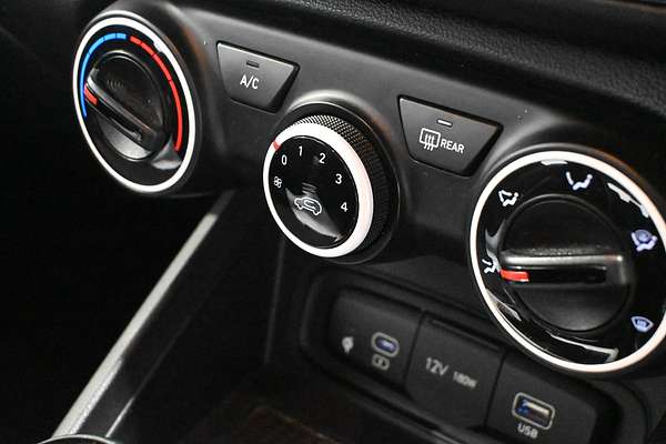 2023 Hyundai Venue Active QX.V5
