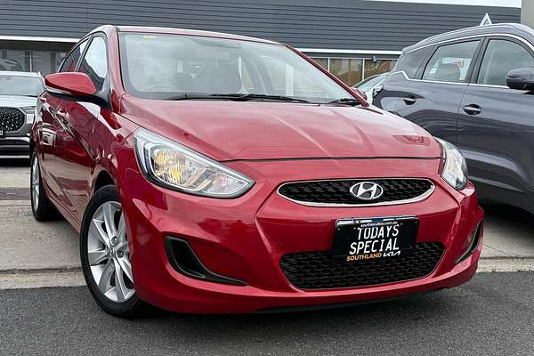 2017 Hyundai Accent Sport RB5