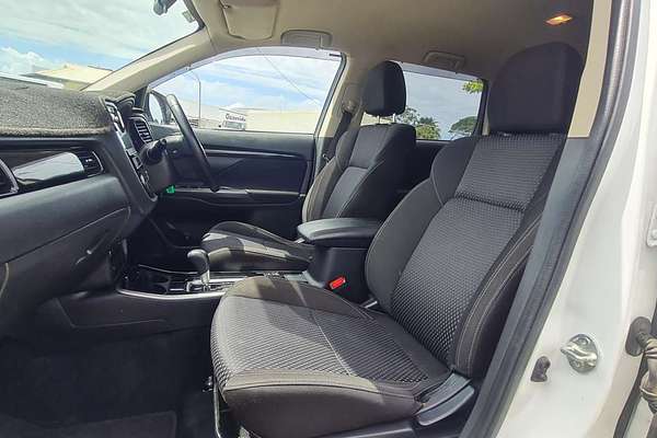 2019 Mitsubishi Outlander ES ZL