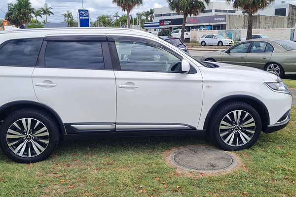 2019 Mitsubishi Outlander ES ZL