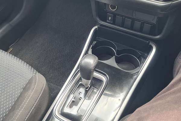 2019 Mitsubishi Outlander ES ZL