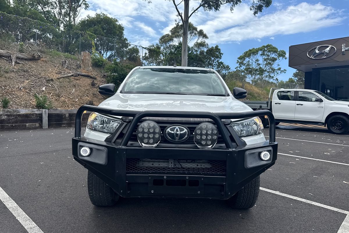 2020 Toyota Hilux SR GUN126R 4X4