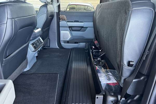2023 Ford F-150 Lariat 4X4 LWB