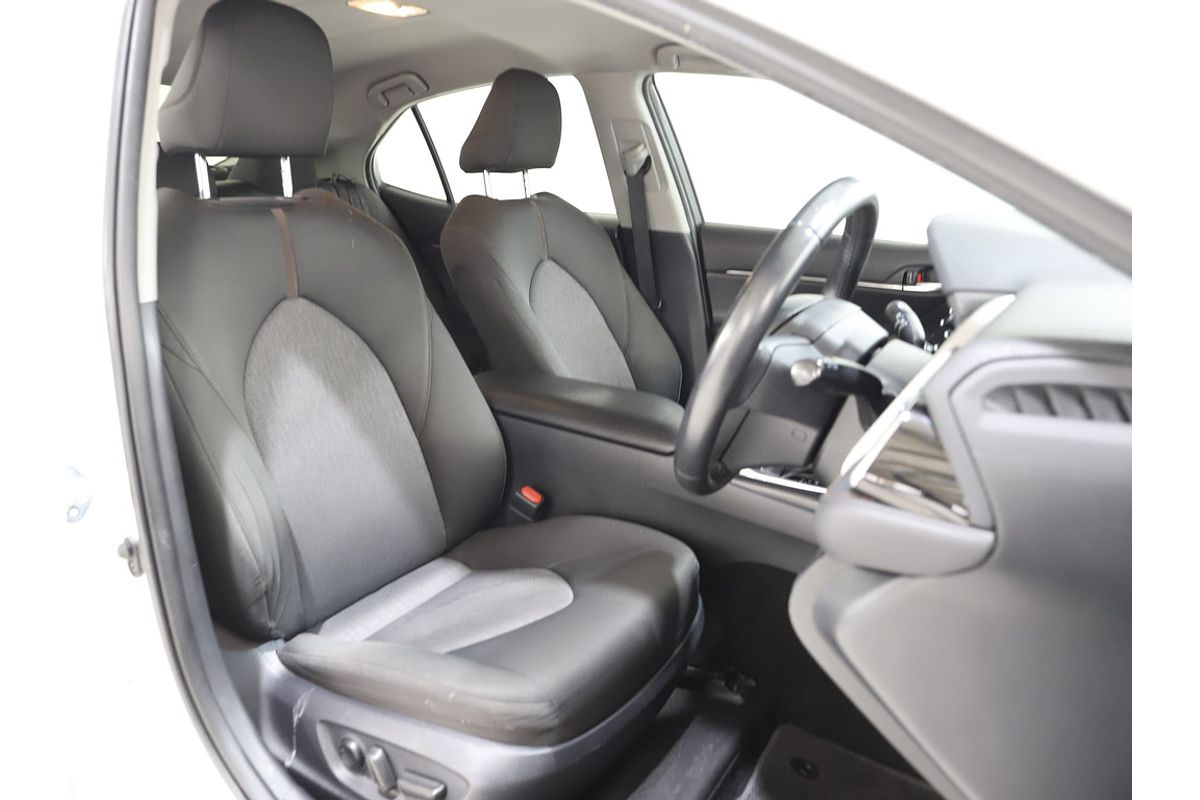 Camry Ascent Sport 2.5L Petrol Automatic Sedan 2V62150 001