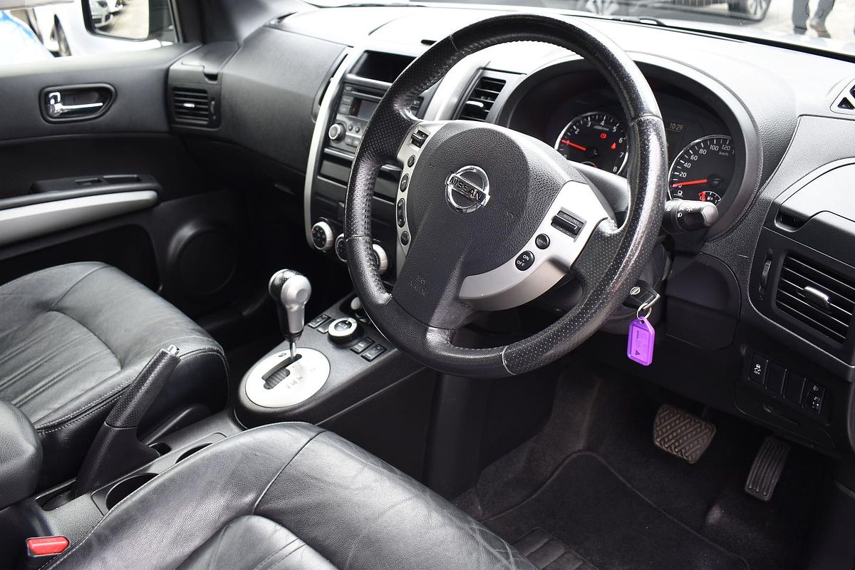 2013 Nissan X-TRAIL ST-L T31