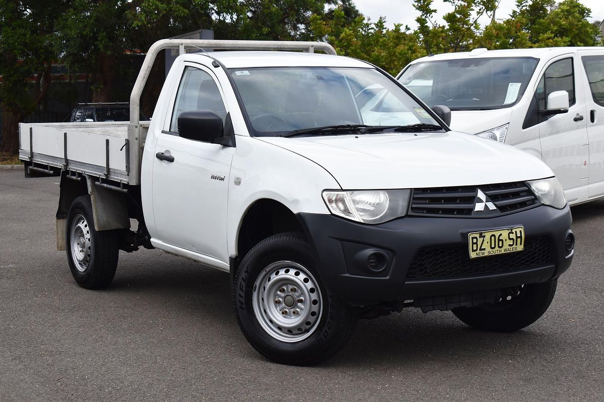 2014 Mitsubishi Triton GL MN Rear Wheel Drive