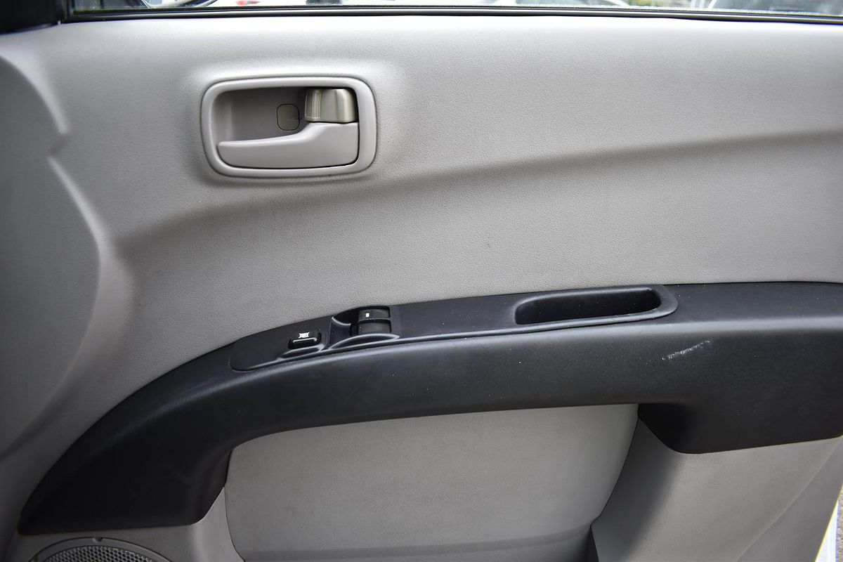 2014 Mitsubishi Triton GL MN Rear Wheel Drive
