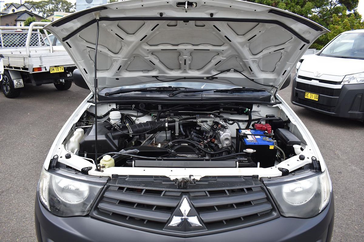 2014 Mitsubishi Triton GL MN Rear Wheel Drive