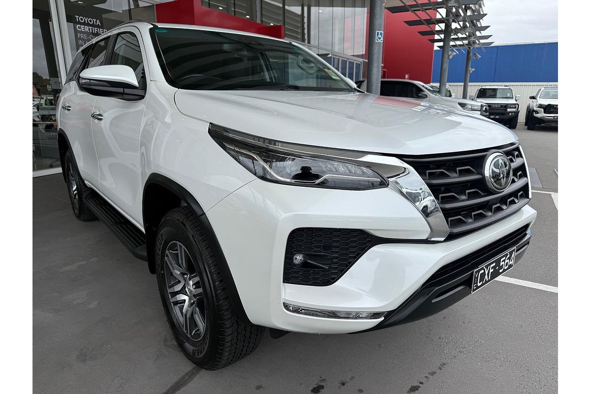 2024 Toyota Fortuner GXL GUN156R