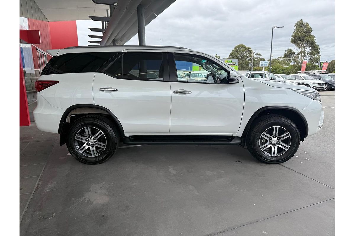 2024 Toyota Fortuner GXL GUN156R