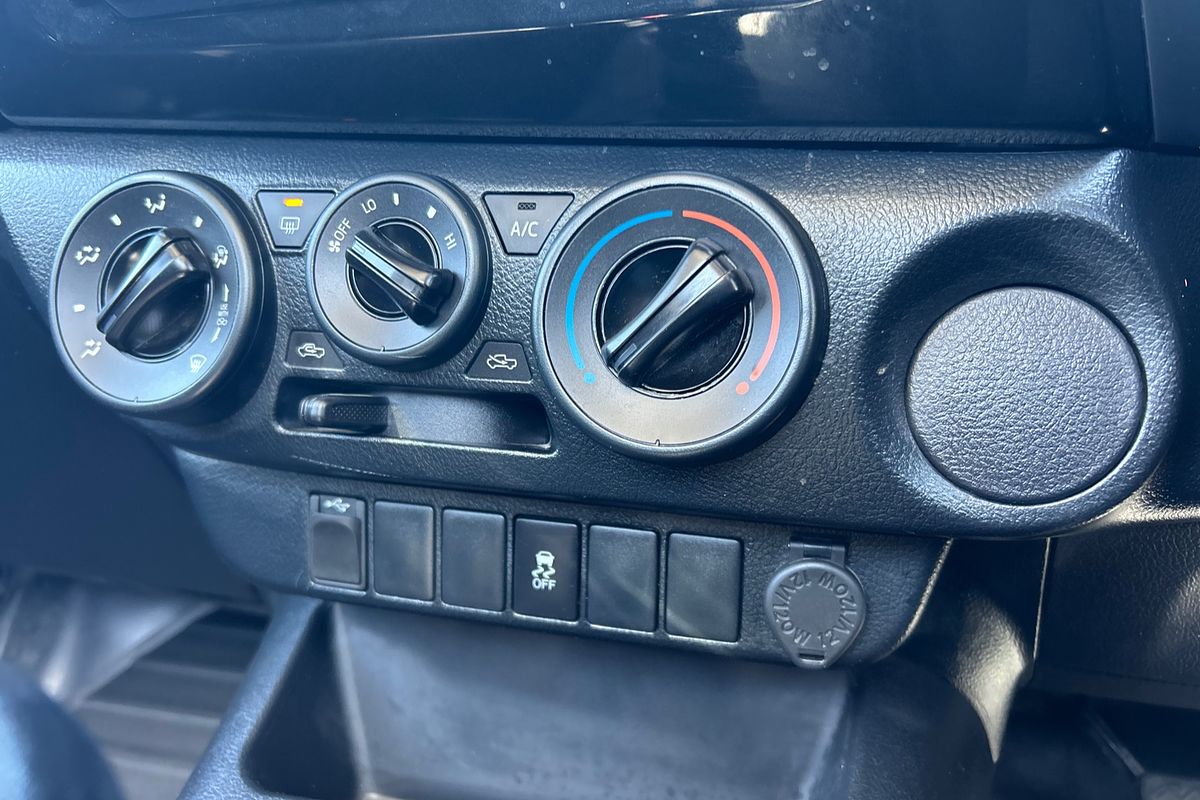 2019 Toyota Hilux Workmate TGN121R Rear Wheel Drive