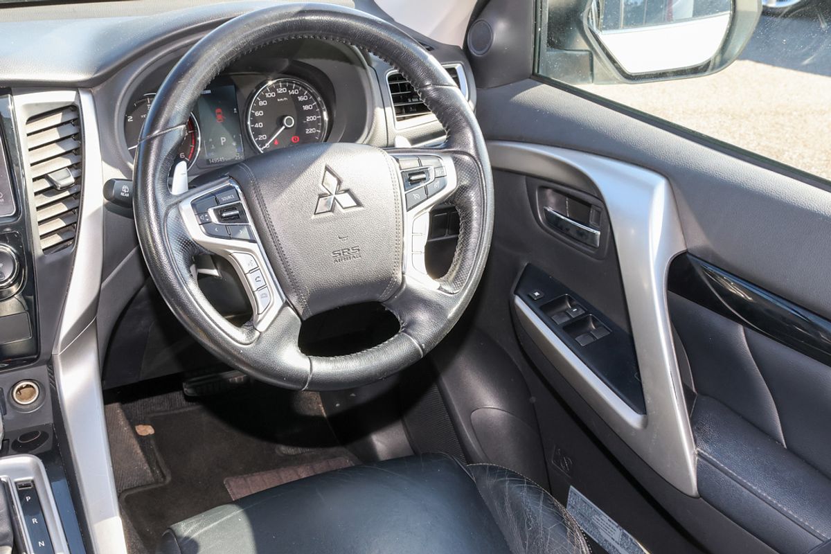 2016 Mitsubishi Pajero Sport GLS QE