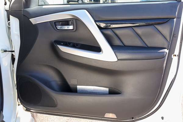 2016 Mitsubishi Pajero Sport GLS QE