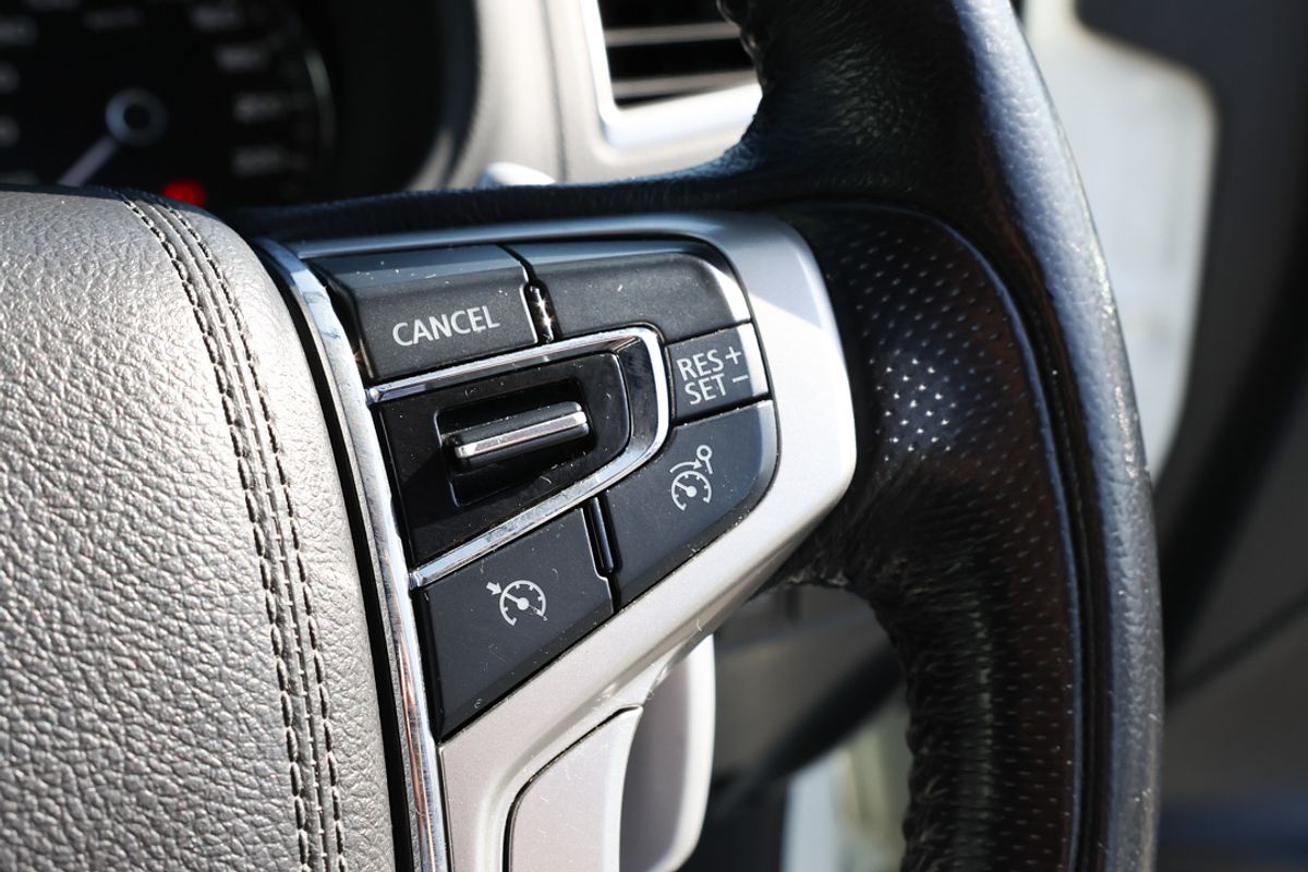 2016 Mitsubishi Pajero Sport GLS QE