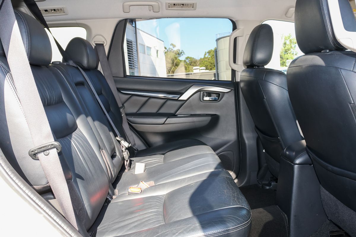 2016 Mitsubishi Pajero Sport GLS QE