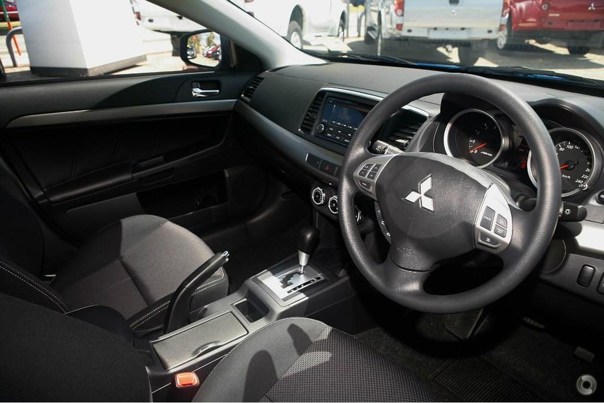 2015 Mitsubishi Lancer ES Sport CJ