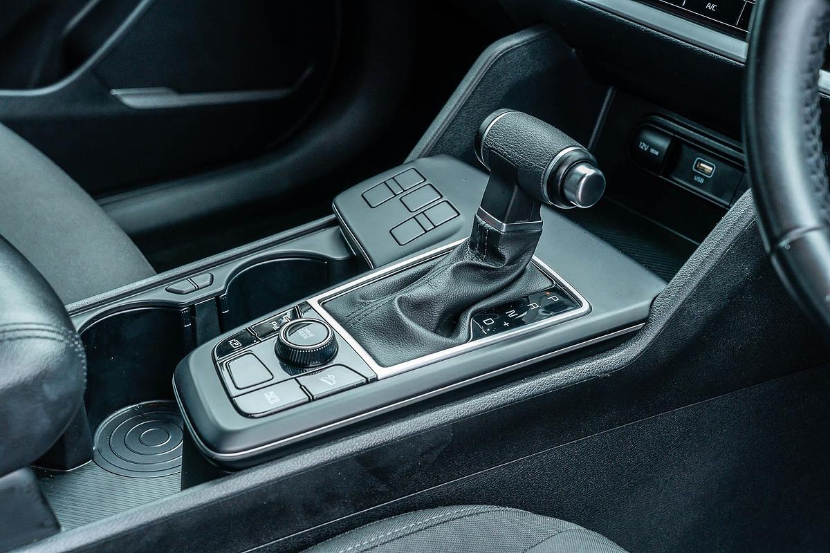 2022 Kia Sportage S NQ5