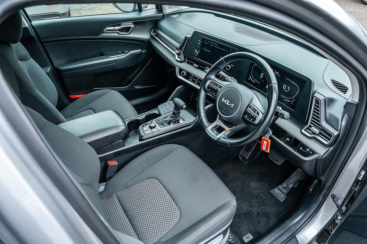 2022 Kia Sportage S NQ5