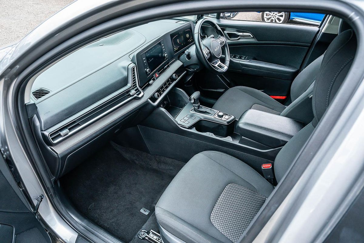 2022 Kia Sportage S NQ5