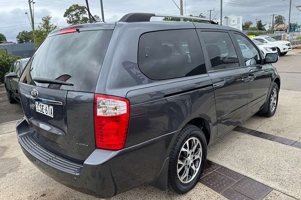 2014 Kia Grand Carnival Platinum VQ