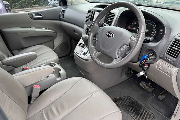 2014 Kia Grand Carnival Platinum VQ