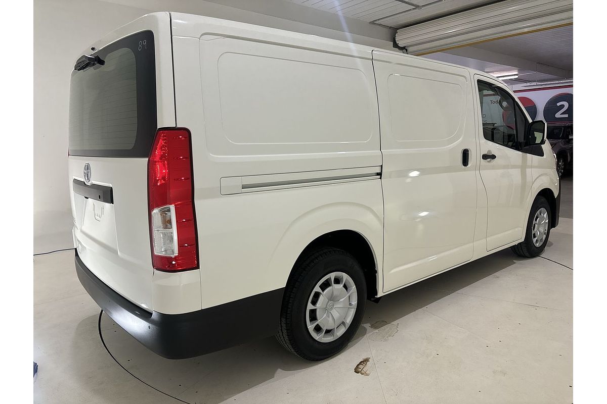 2024 Toyota Hiace GDH300R LWB