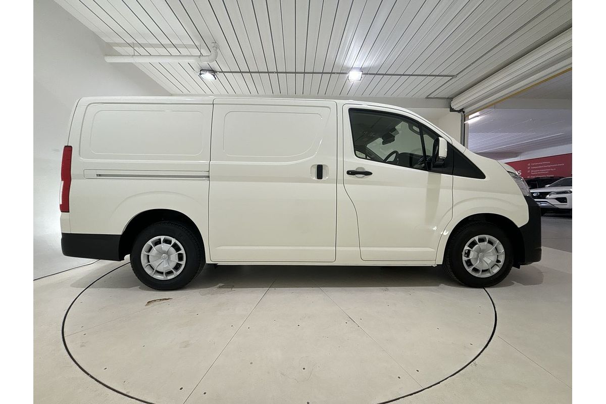 2024 Toyota Hiace GDH300R LWB