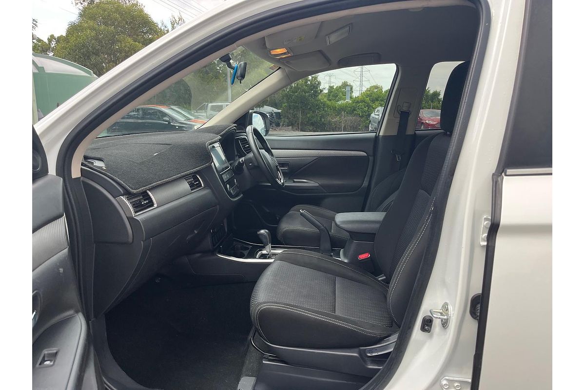 2017 Mitsubishi Outlander LS ZK