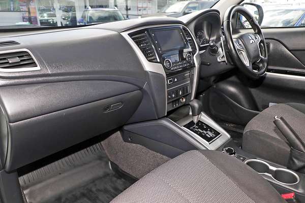 2021 Mitsubishi Triton GLS MR 4X4