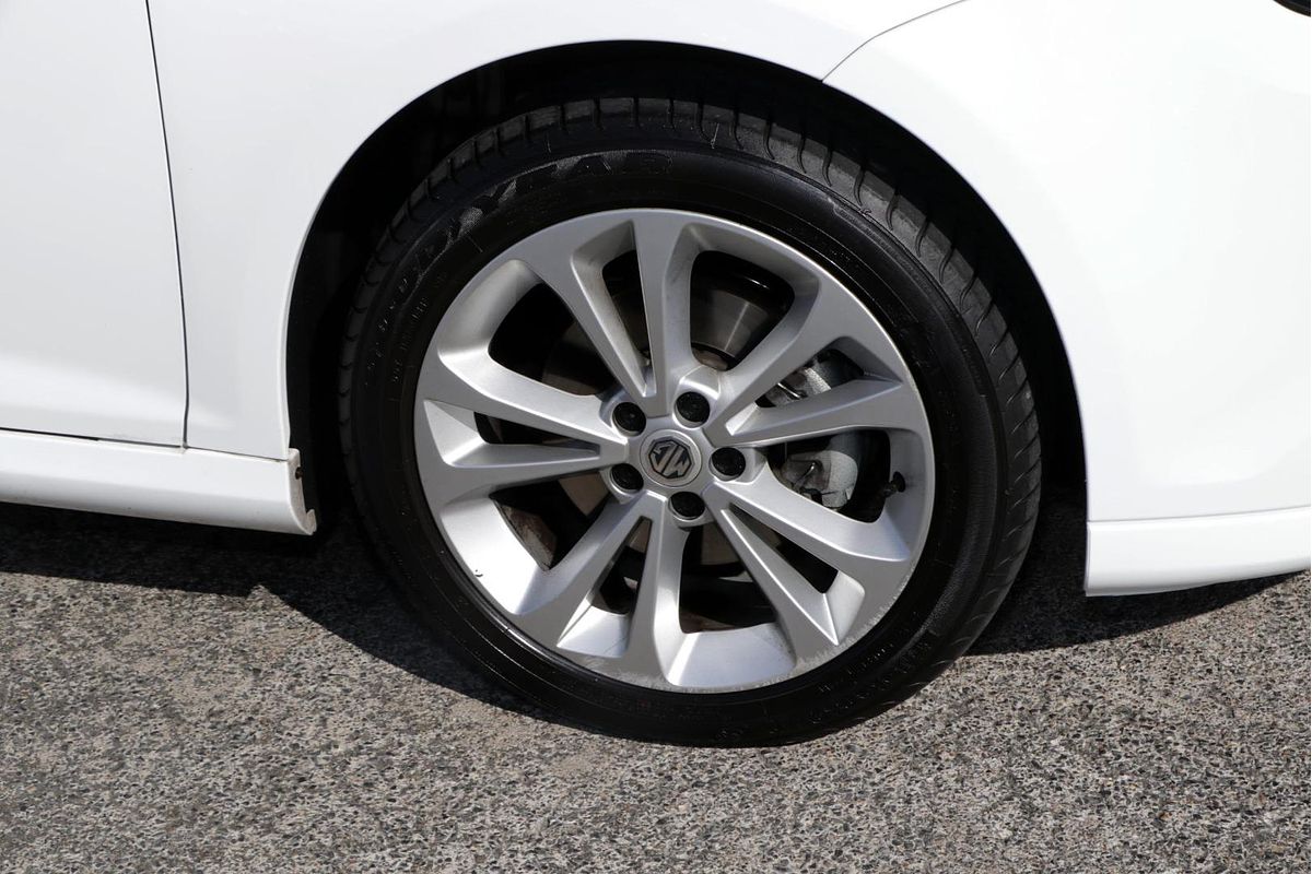 2016 MG MG6 PLUS Core