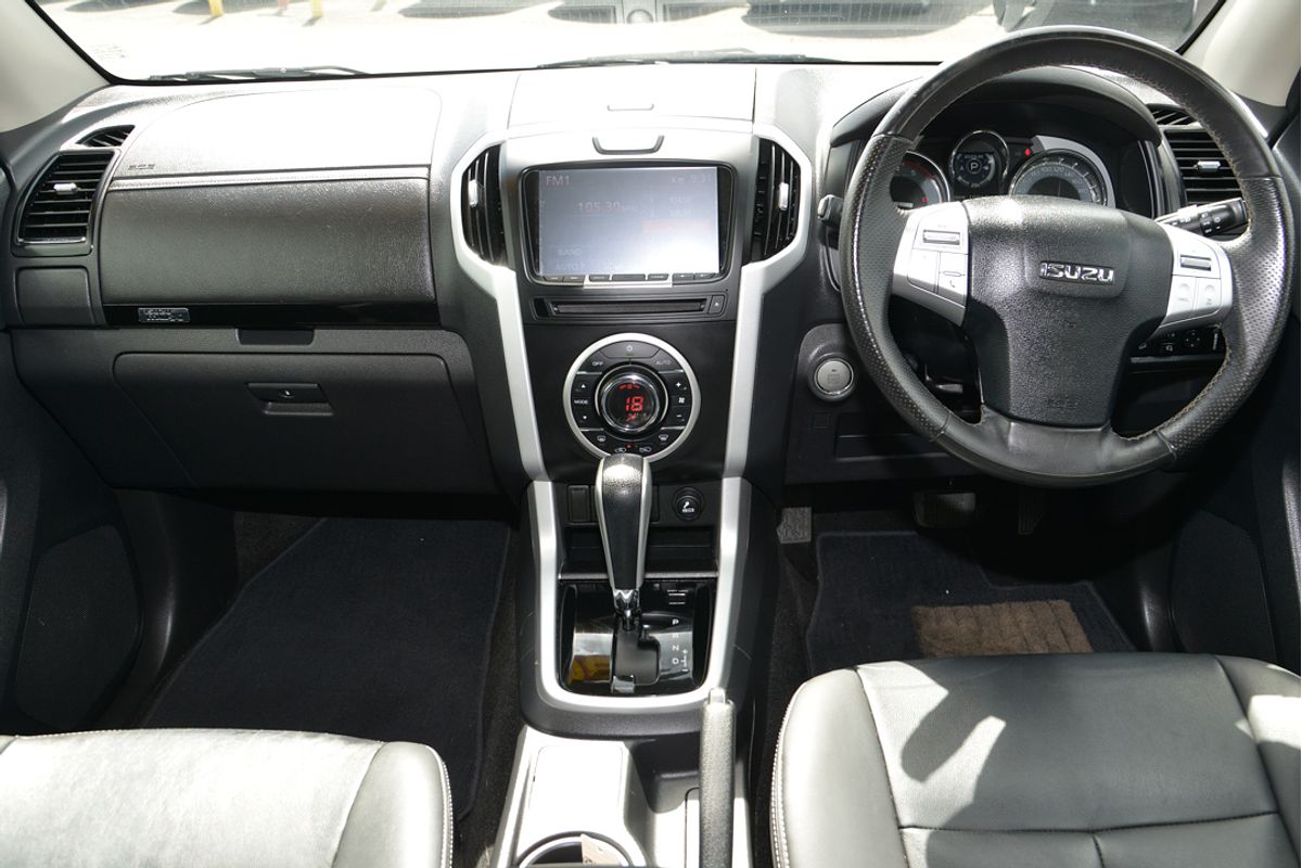 2018 Isuzu MU-X LS-T