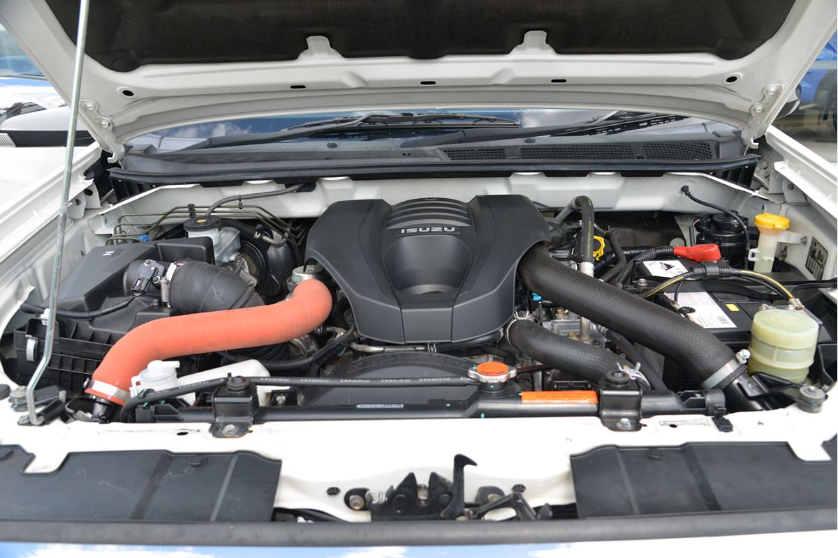 2018 Isuzu MU-X LS-T
