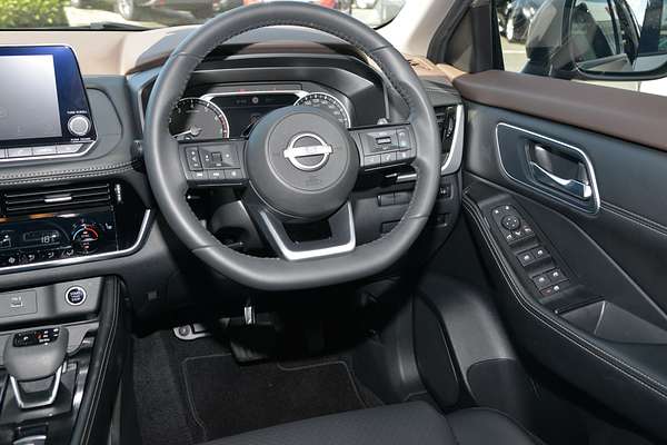 2024 Nissan X-TRAIL ST-L T33