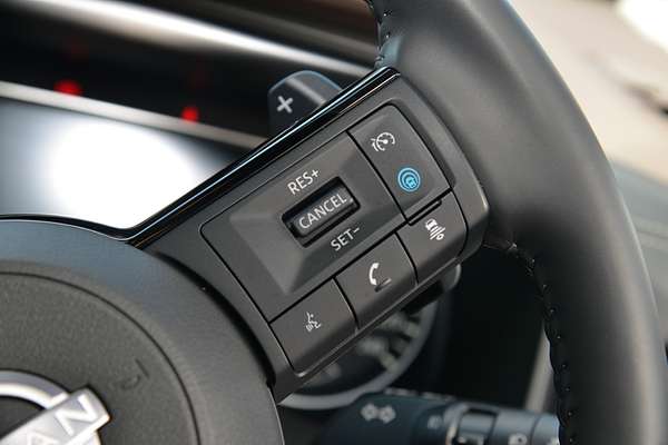 2024 Nissan X-TRAIL ST-L T33