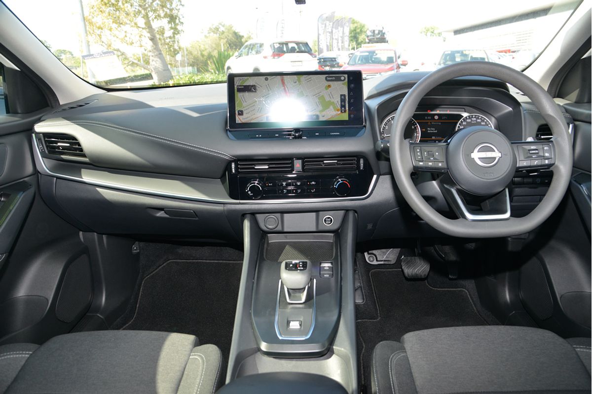 2024 Nissan QASHQAI ST+ J12