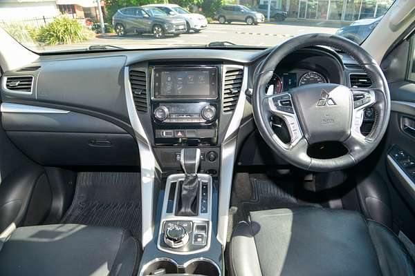 2017 Mitsubishi Pajero Sport GLS QE