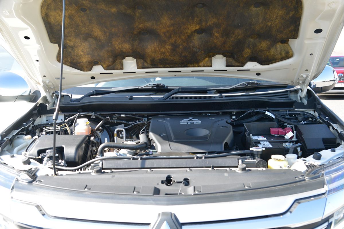 2017 Mitsubishi Pajero Sport GLS QE
