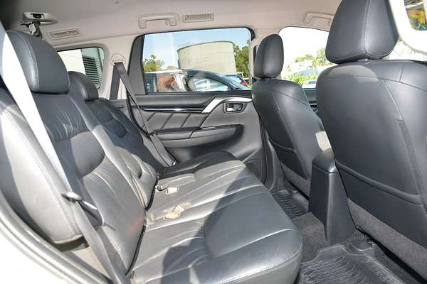 2017 Mitsubishi Pajero Sport GLS QE