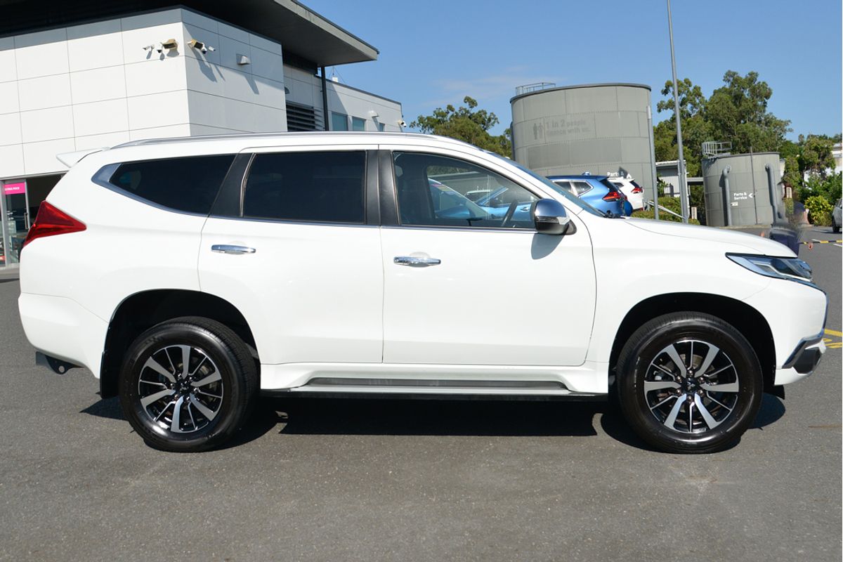2017 Mitsubishi Pajero Sport GLS QE